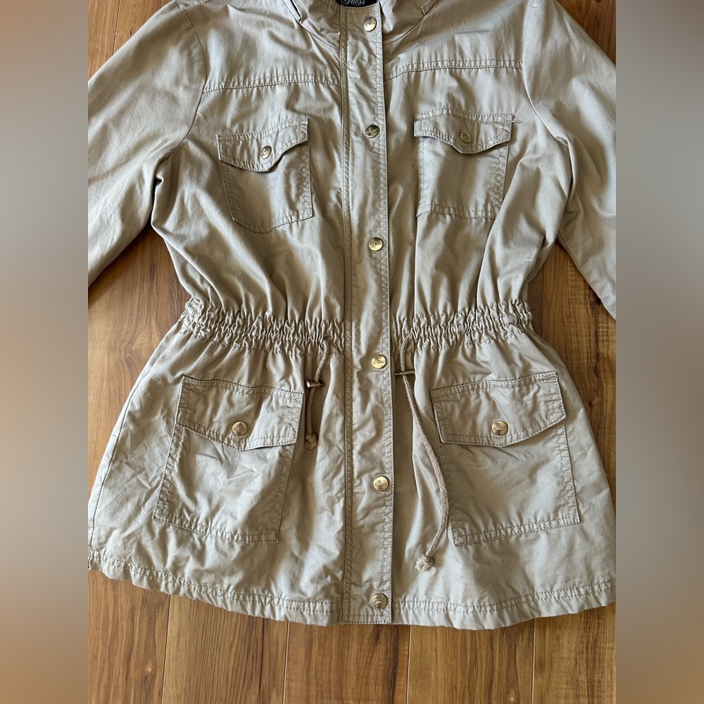 Vintage Guess Beige Utility Style Jacket - Picture 10 of 15
